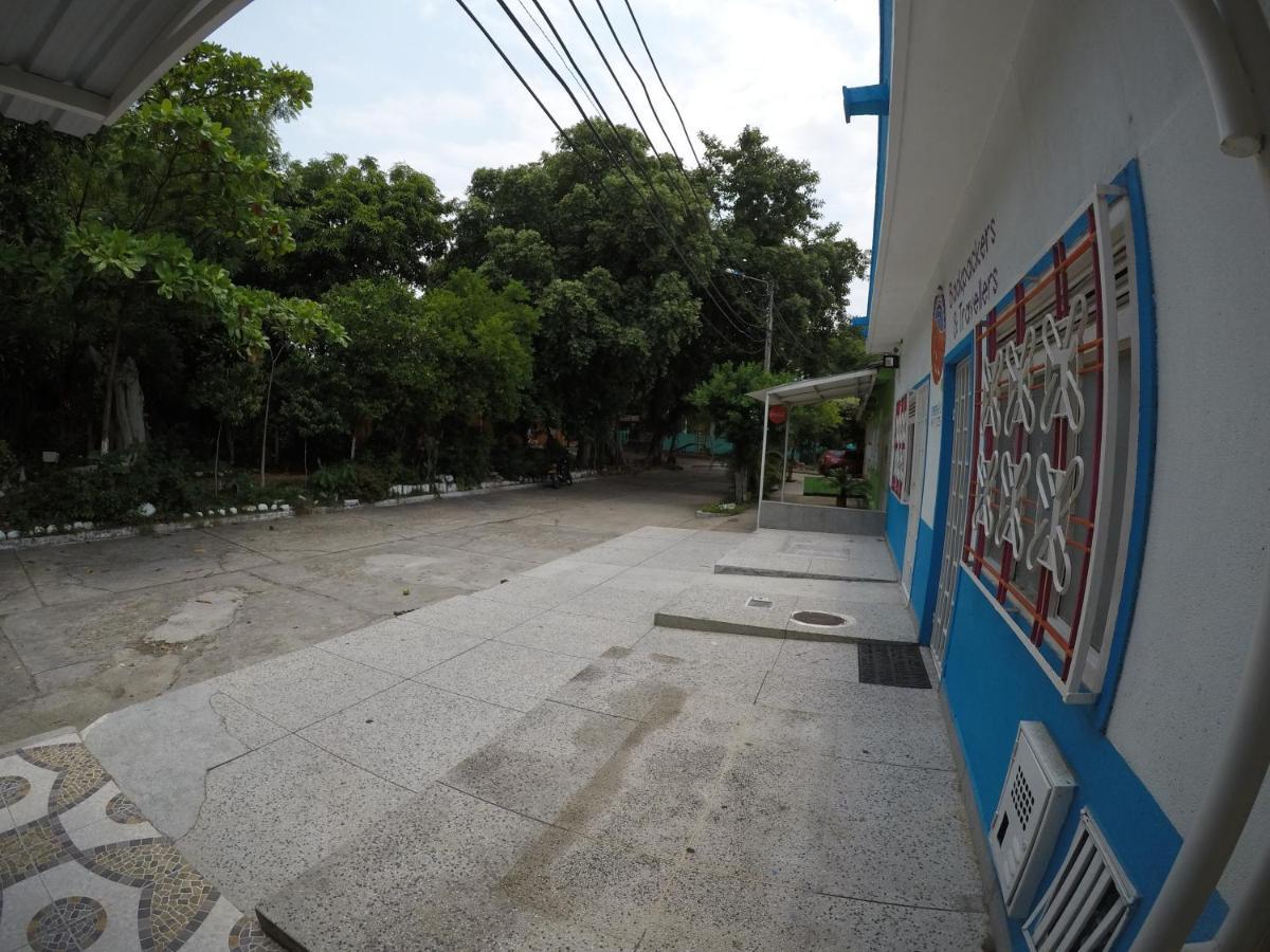 Backpackers And Travellers Hostel نيفا المظهر الخارجي الصورة