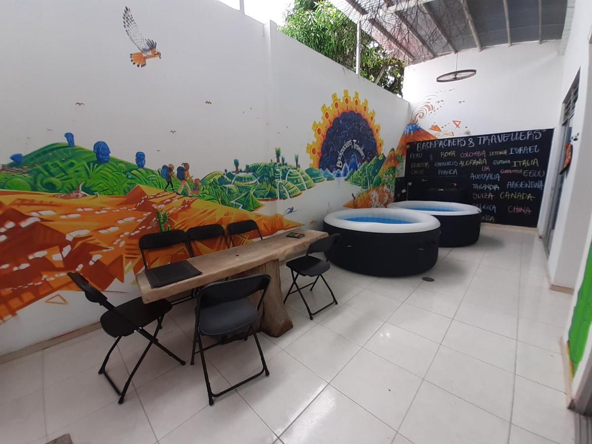 Backpackers And Travellers Hostel نيفا المظهر الخارجي الصورة